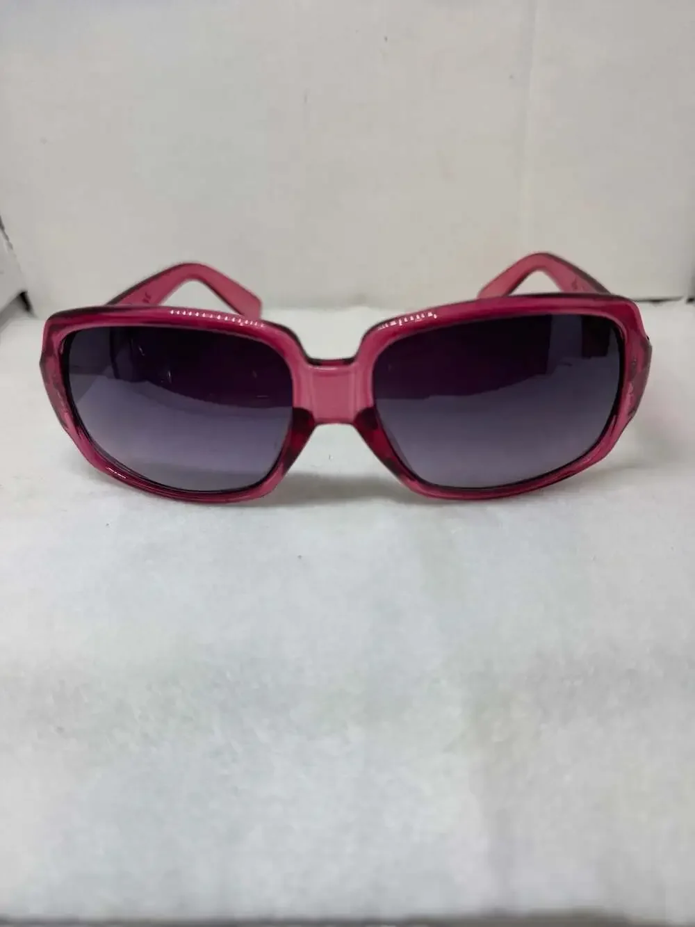 #Hot Chic Unbranded IItalian Designed Monogram Pattern Sunglasses